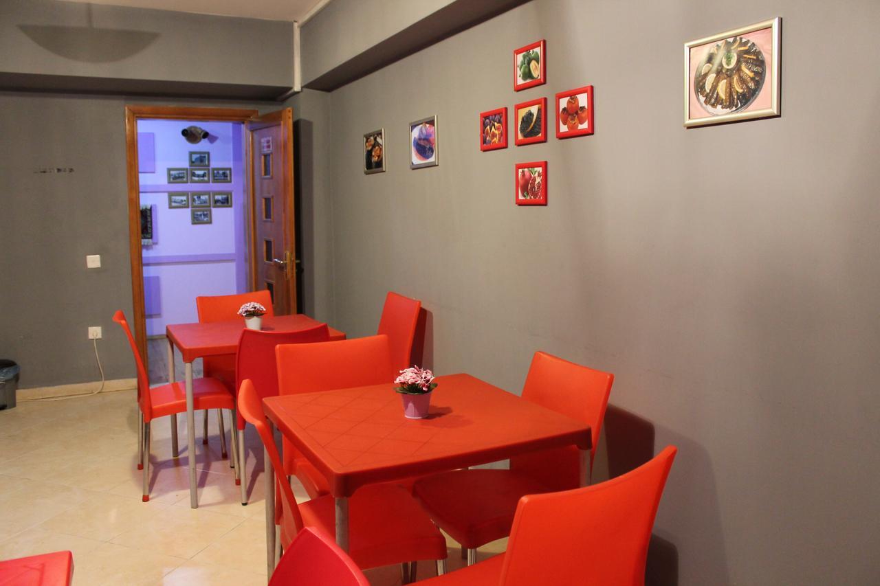 Highland Park Hostel Баку Екстер'єр фото